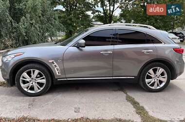 Внедорожник / Кроссовер Infiniti QX70 2013 в Тернополе