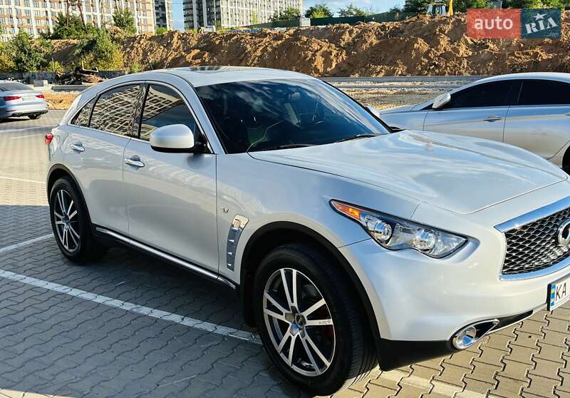 Infiniti QX70 2017