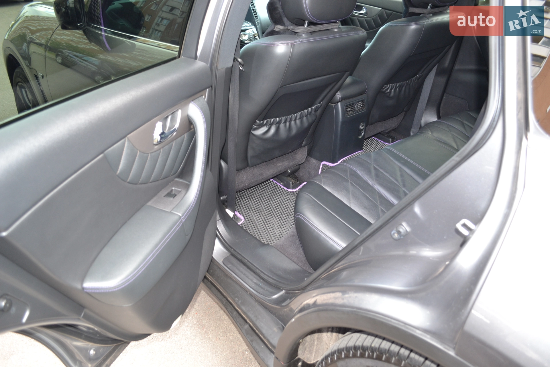 2014 Infiniti QX70 - мініатюра 14
