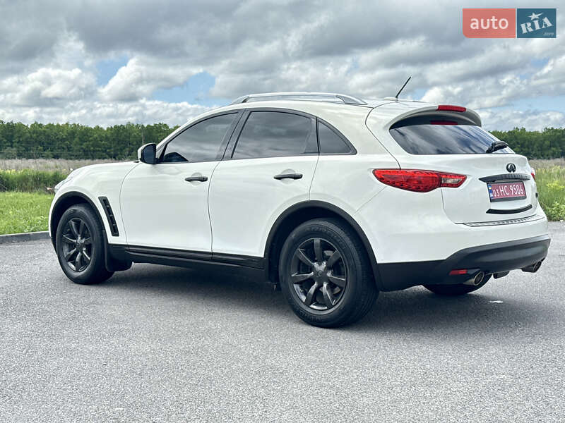 Внедорожник / Кроссовер Infiniti QX70 2016 в Виннице