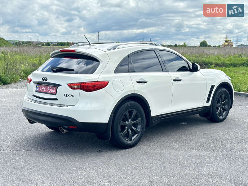 Внедорожник / Кроссовер Infiniti QX70 2016 в Виннице