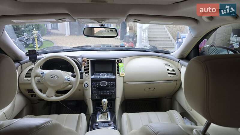 Внедорожник / Кроссовер Infiniti QX70 2017 в Киеве