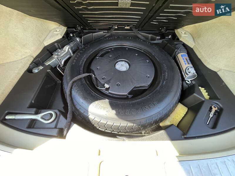 Внедорожник / Кроссовер Infiniti QX70 2015 в Белой Церкви фото 19 Внедорожник / Кроссовер Infiniti QX70 2015 в Белой Церкви