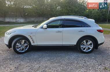 Внедорожник / Кроссовер Infiniti QX70 2015 в Подгайцах