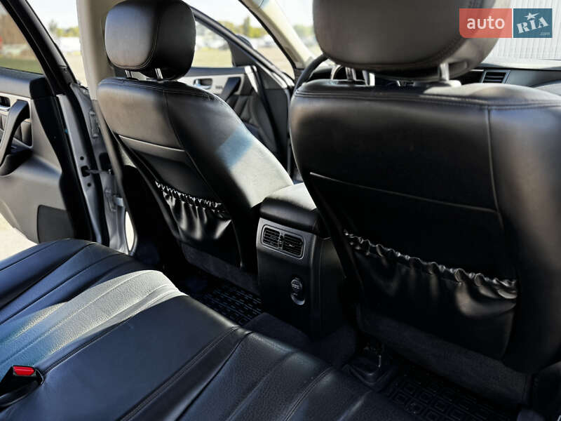 Внедорожник / Кроссовер Infiniti QX70 2013 в Киеве фото 37 Внедорожник / Кроссовер Infiniti QX70 2013 в Киеве