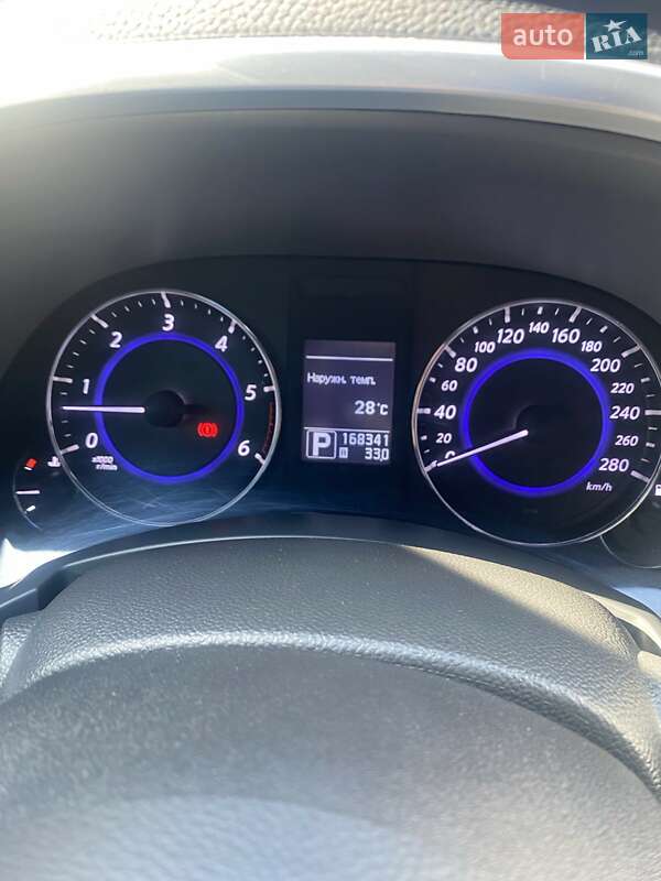 Позашляховик / Кросовер Infiniti QX70 2013 в Дніпрі