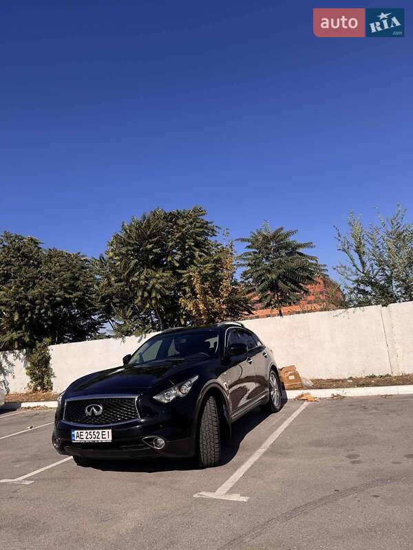 Позашляховик / Кросовер Infiniti QX70 2013 в Дніпрі
