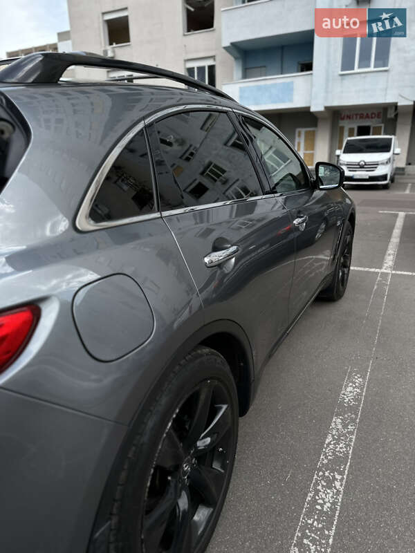 Внедорожник / Кроссовер Infiniti QX70 2017 в Киеве