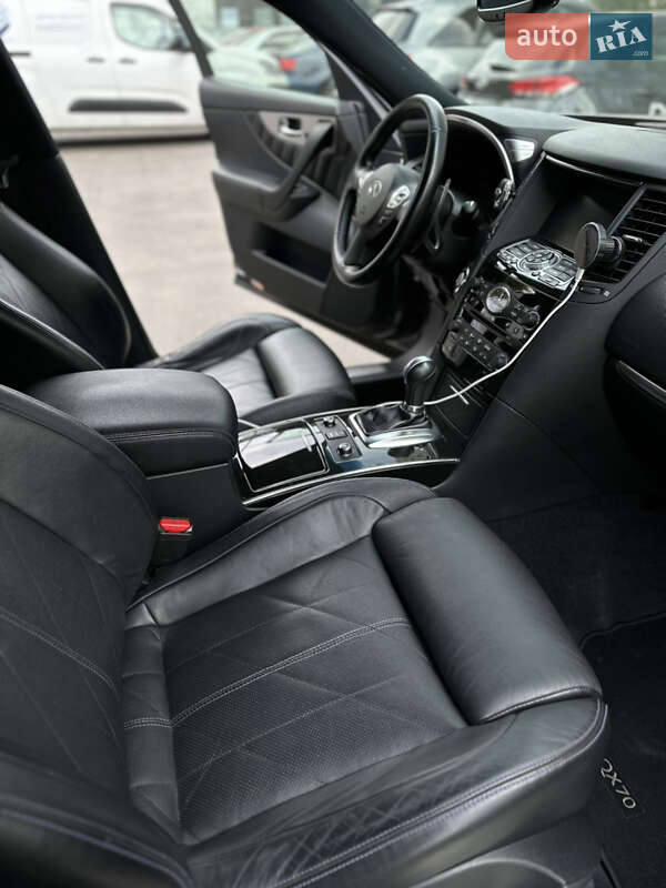 Внедорожник / Кроссовер Infiniti QX70 2017 в Киеве