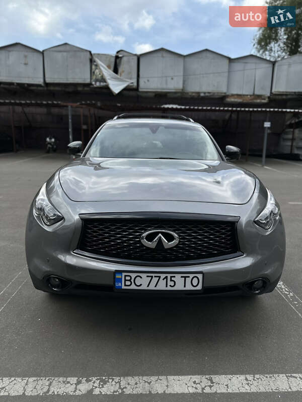 Внедорожник / Кроссовер Infiniti QX70 2017 в Киеве