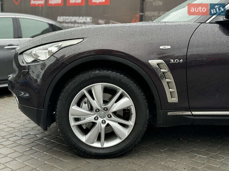 Позашляховик / Кросовер Infiniti QX70 2013 в Вінниці