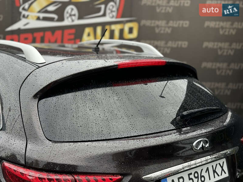 Позашляховик / Кросовер Infiniti QX70 2013 в Вінниці