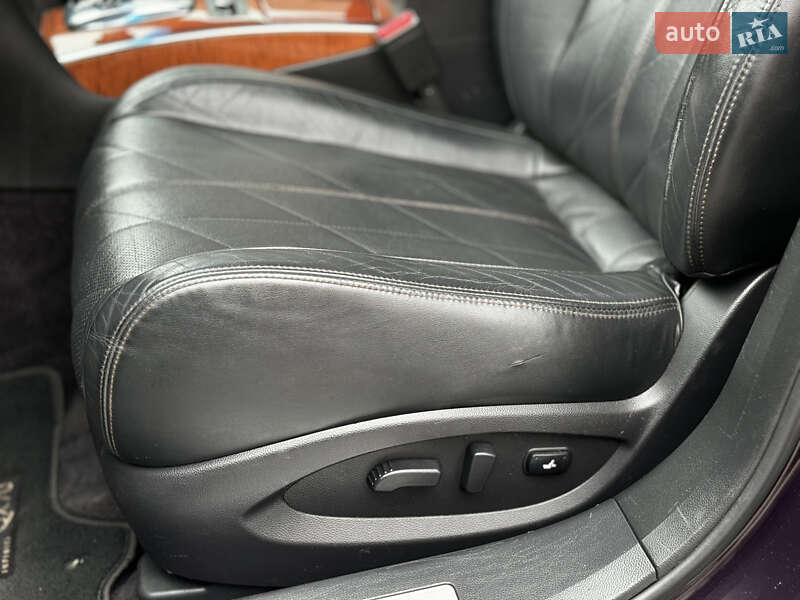 Позашляховик / Кросовер Infiniti QX70 2013 в Вінниці