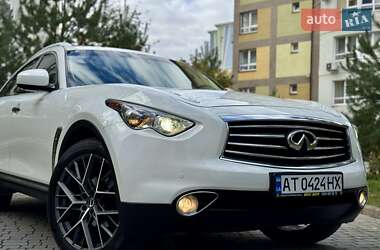 Позашляховик / Кросовер Infiniti QX70 2016 в 