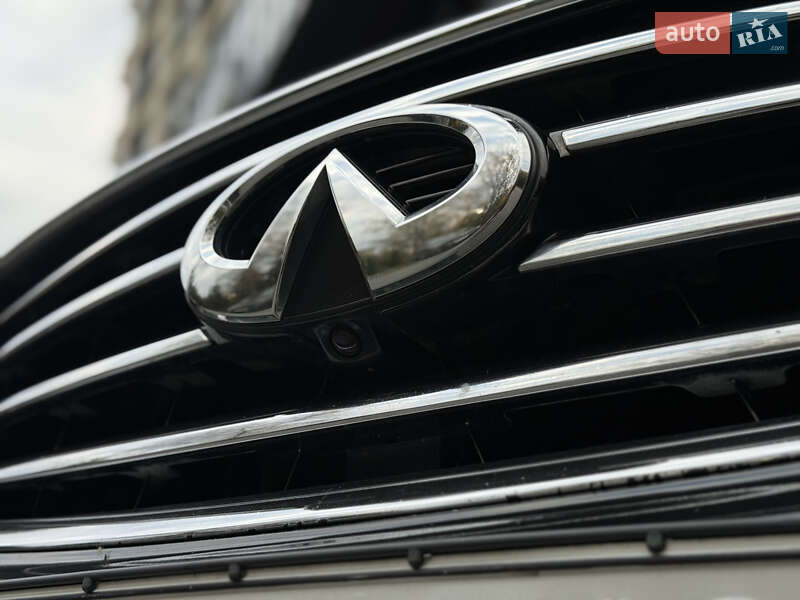 Внедорожник / Кроссовер Infiniti QX70 2016 в Львове фото 4 Внедорожник / Кроссовер Infiniti QX70 2016 в Львове