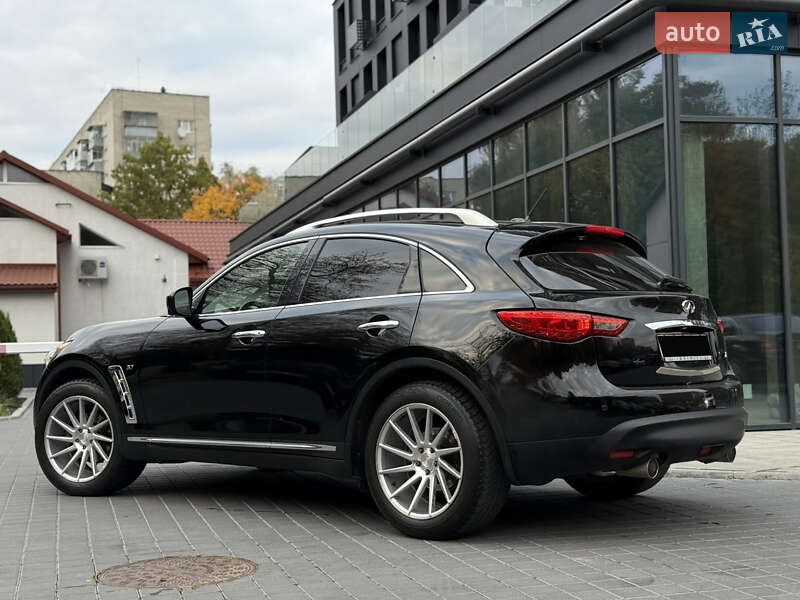 Внедорожник / Кроссовер Infiniti QX70 2016 в Львове фото 18 Внедорожник / Кроссовер Infiniti QX70 2016 в Львове