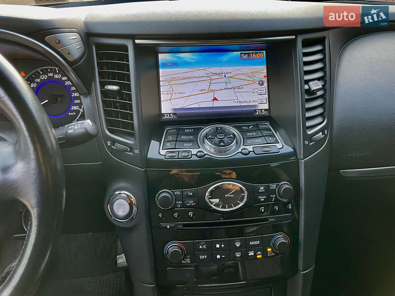 Внедорожник / Кроссовер Infiniti QX70 2014 в Киеве фото 23 Внедорожник / Кроссовер Infiniti QX70 2014 в Киеве