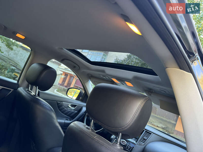 Позашляховик / Кросовер Infiniti QX70 2013 в Волочиську