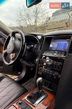 Внедорожник / Кроссовер Infiniti QX70 2016 в Ивано-Франковске