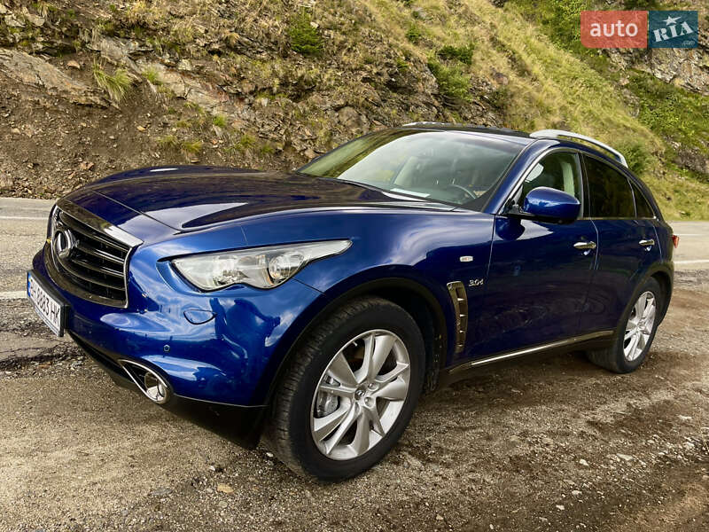 Внедорожник / Кроссовер Infiniti QX70 2016 в Одессе
