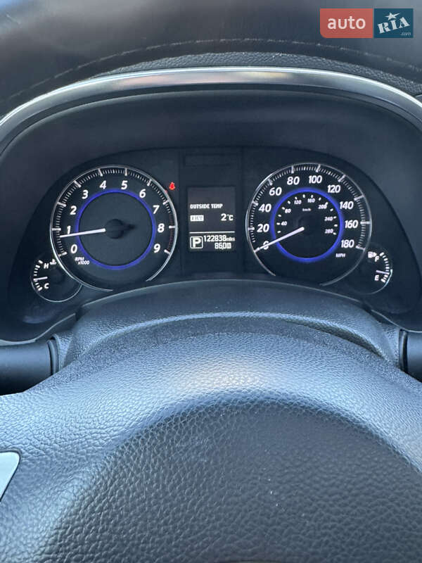 Внедорожник / Кроссовер Infiniti QX70 2014 в Крюковщине фото 11 Внедорожник / Кроссовер Infiniti QX70 2014 в Крюковщине