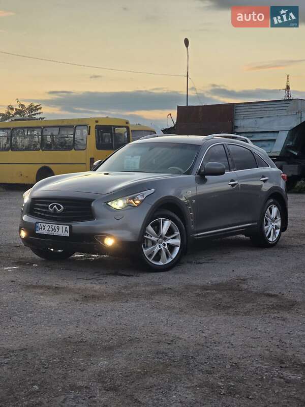 Внедорожник / Кроссовер Infiniti QX70 2017 в Днепре