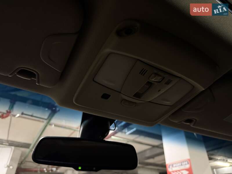 Внедорожник / Кроссовер Infiniti QX70 2013 в Киеве