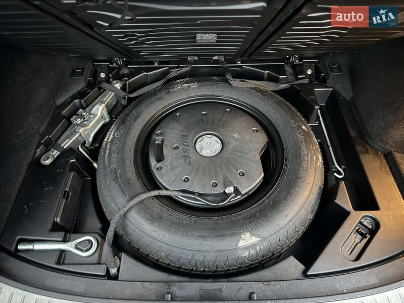 Позашляховик / Кросовер Infiniti QX70 2016 в Києві