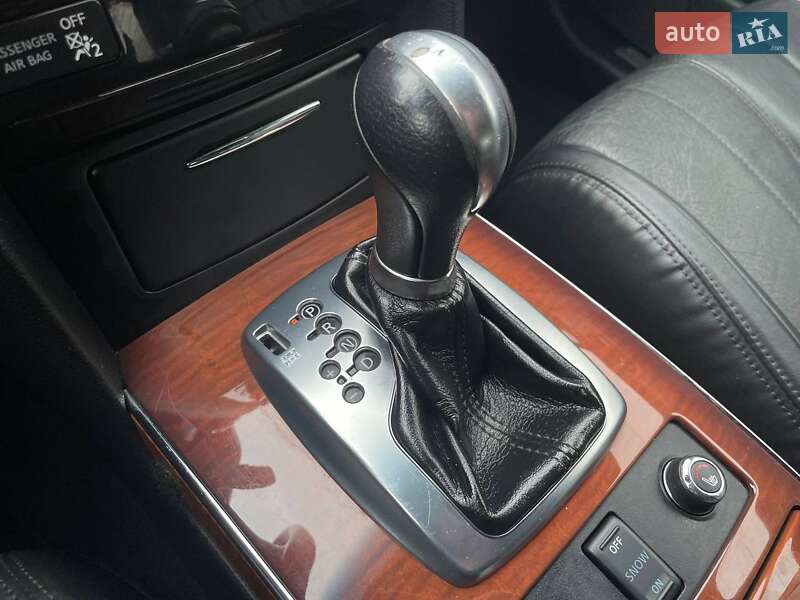 Позашляховик / Кросовер Infiniti QX70 2015 в Києві