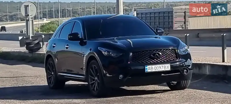 Infiniti QX70 2016