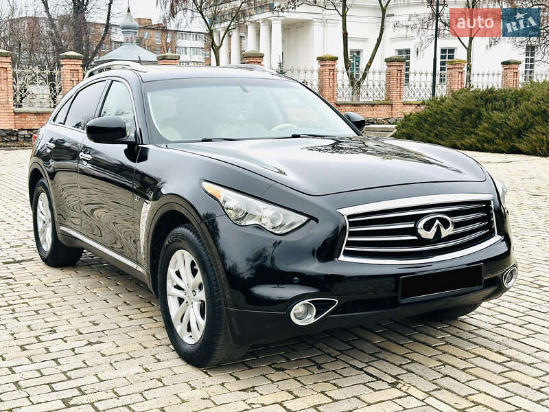 Позашляховик / Кросовер Infiniti QX70 2014 в Білій Церкві