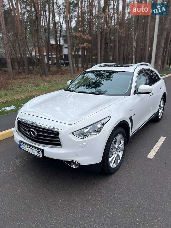 Внедорожник / Кроссовер Infiniti QX70 2015 в Киеве