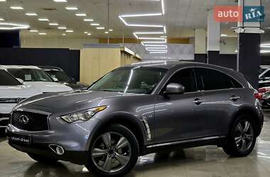 Внедорожник / Кроссовер Infiniti QX70 2016 в Николаеве