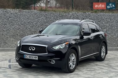 Позашляховик / Кросовер Infiniti QX70 2015 в Львові