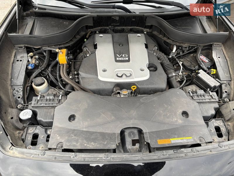 Внедорожник / Кроссовер Infiniti QX70 2017 в Полтаве