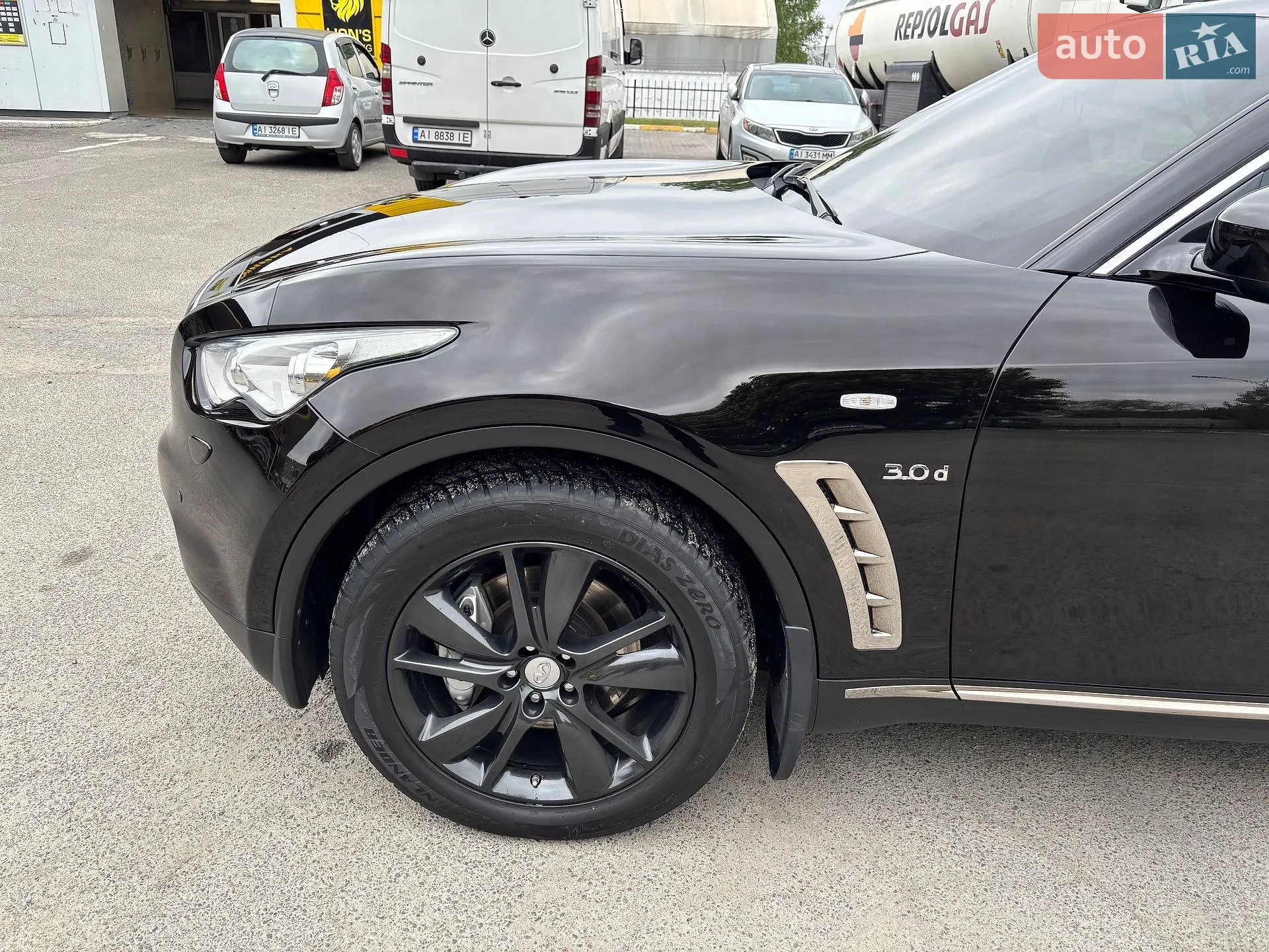 2016 Infiniti QX70 - мініатюра 8