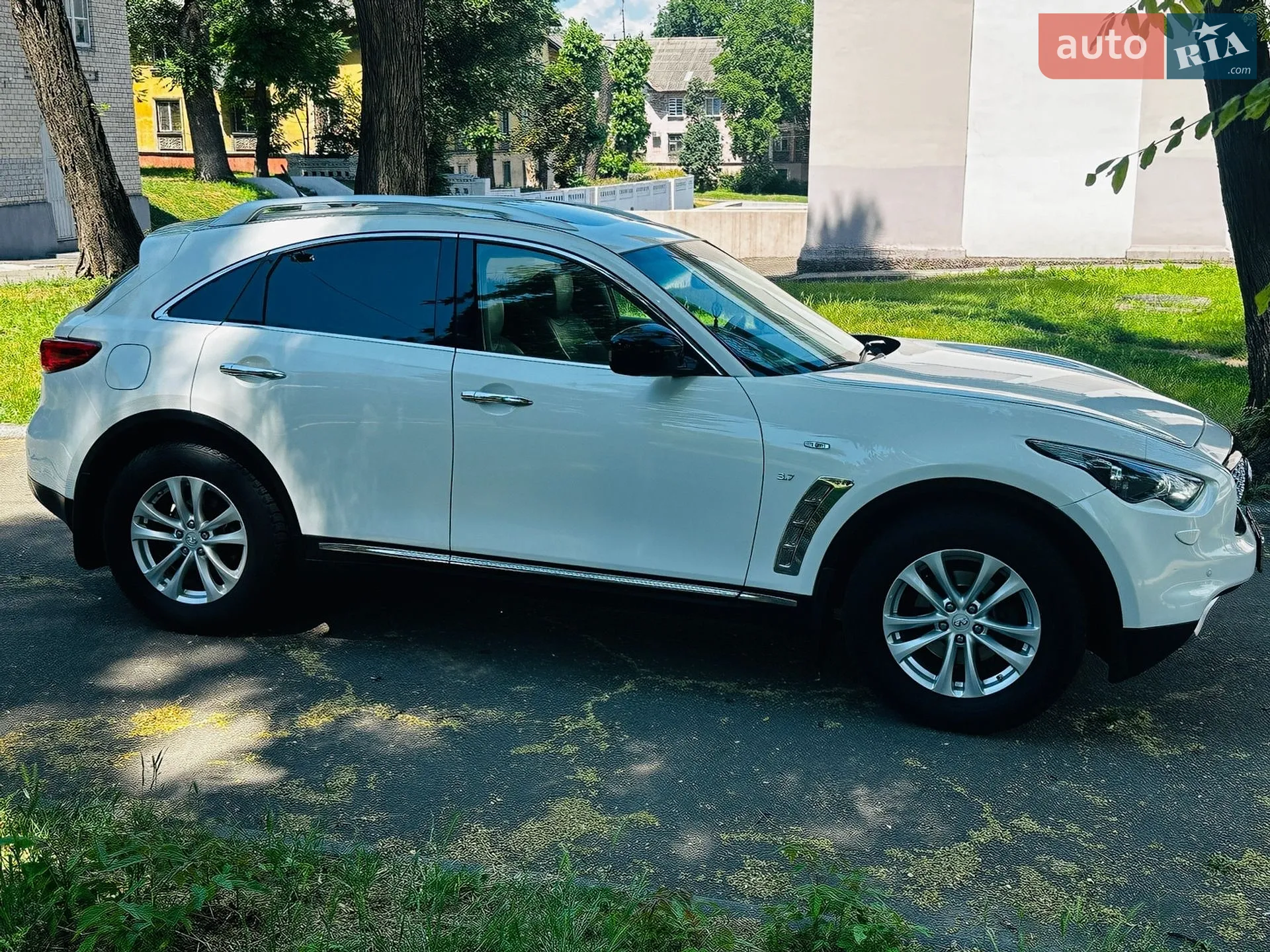 2014 Infiniti QX70 - мініатюра 13