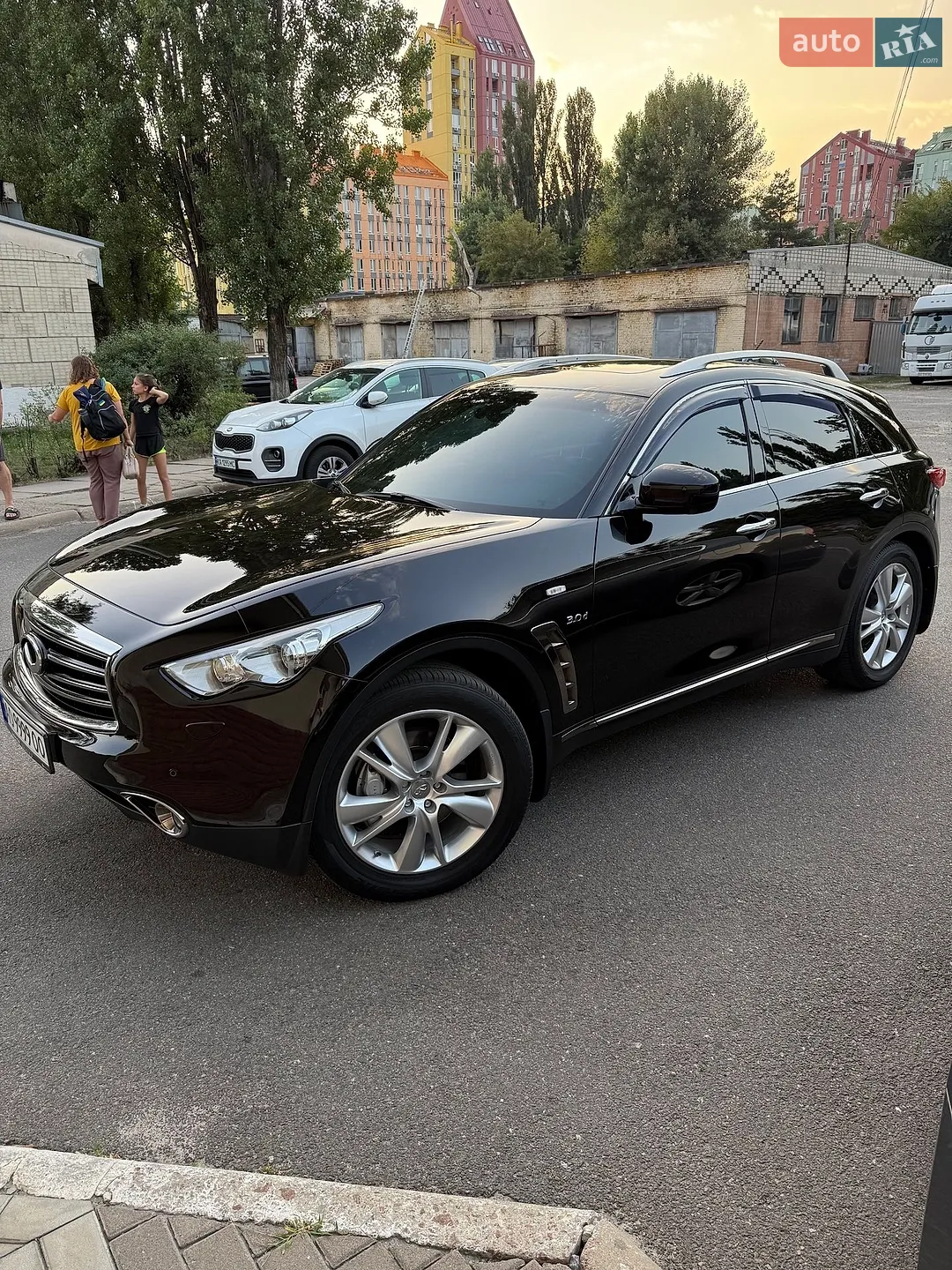 2016 Infiniti QX70 - фото 1