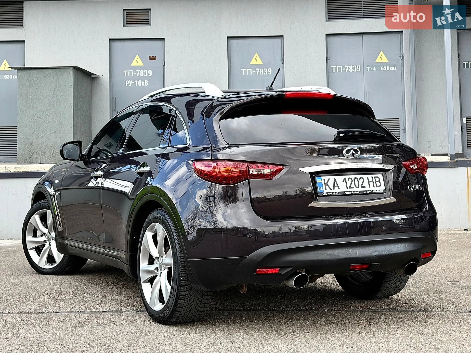 2013 Infiniti QX70 - мініатюра 15
