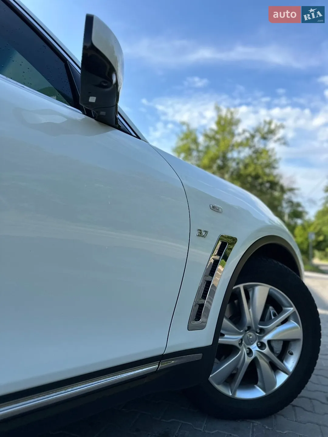 2015 Infiniti QX70 - мініатюра 6