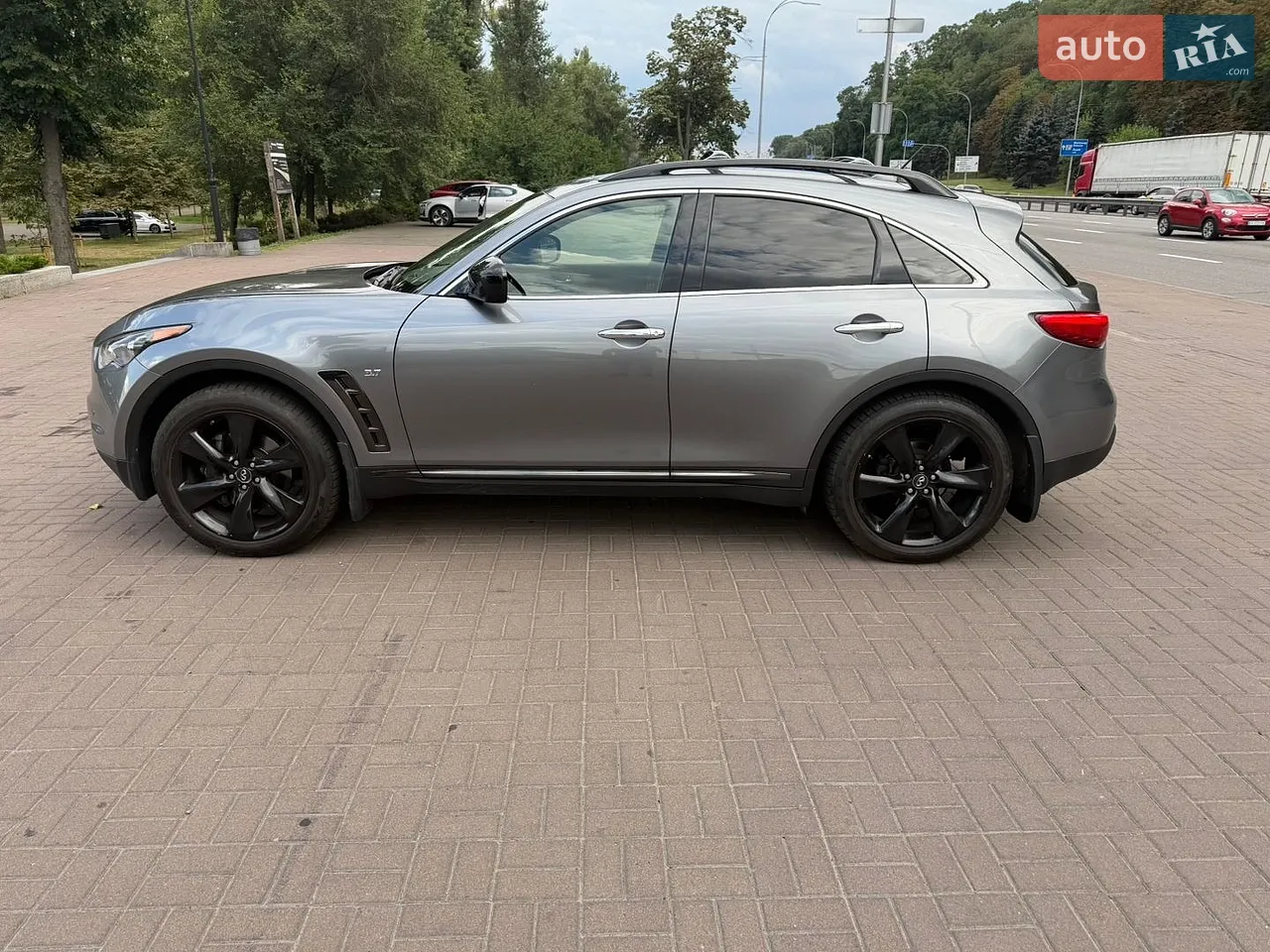 2016 Infiniti QX70 - мініатюра 35
