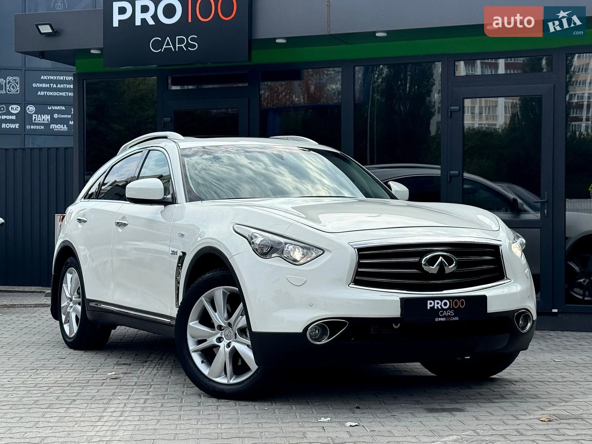 2015 Infiniti QX70 - мініатюра 6