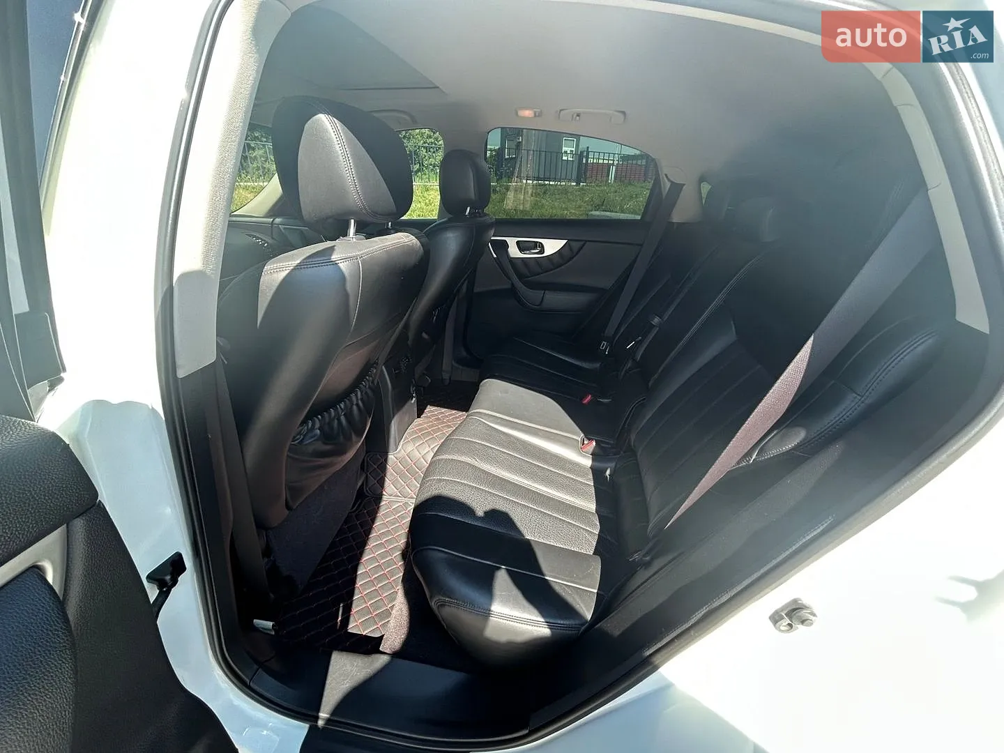 2014 Infiniti QX70 - мініатюра 22