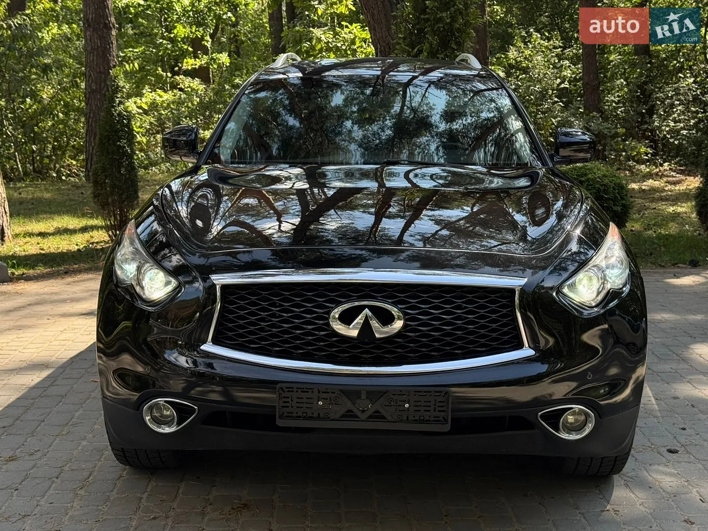 2015 Infiniti QX70 - мініатюра 3