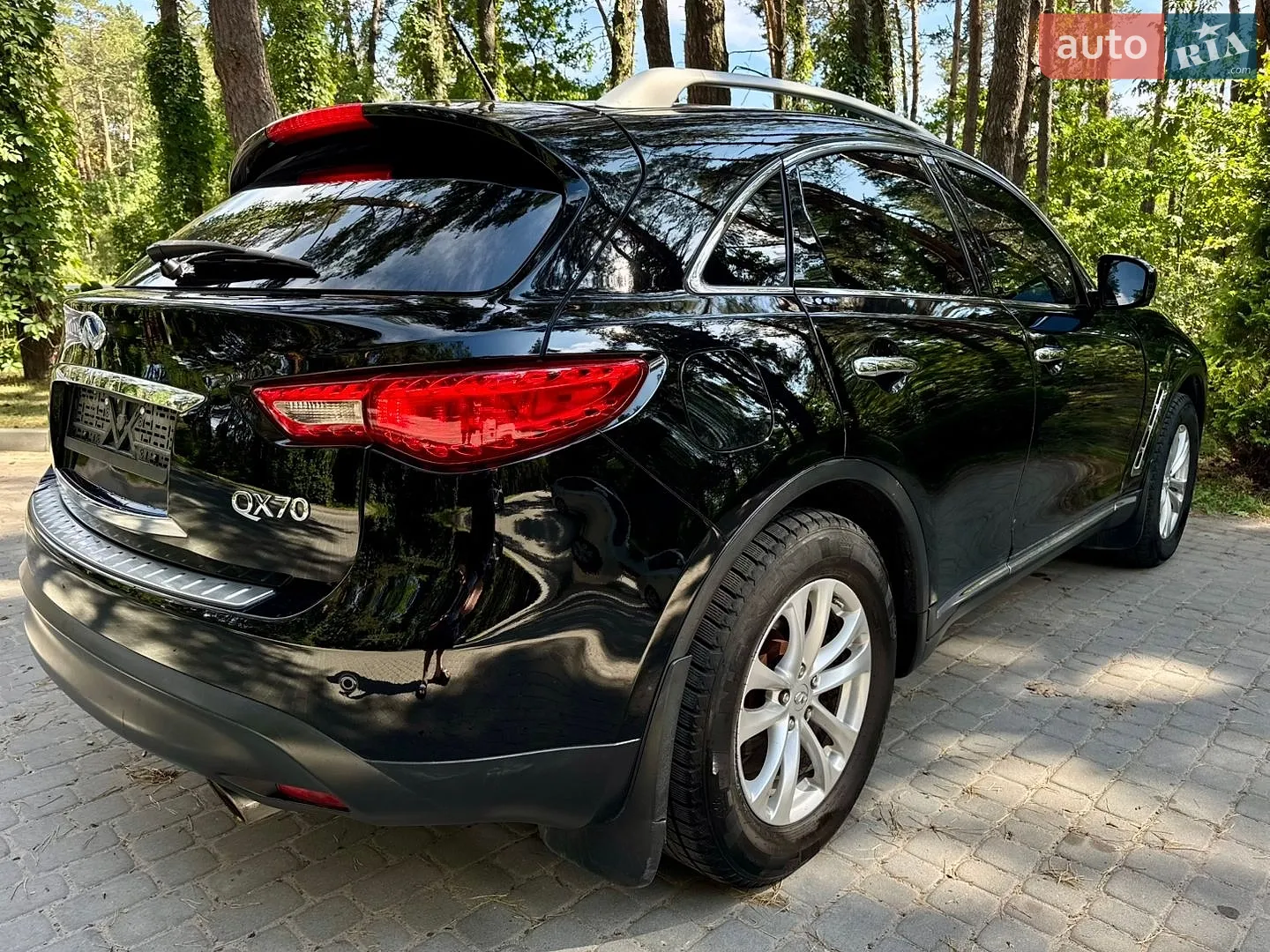 2015 Infiniti QX70 - мініатюра 9