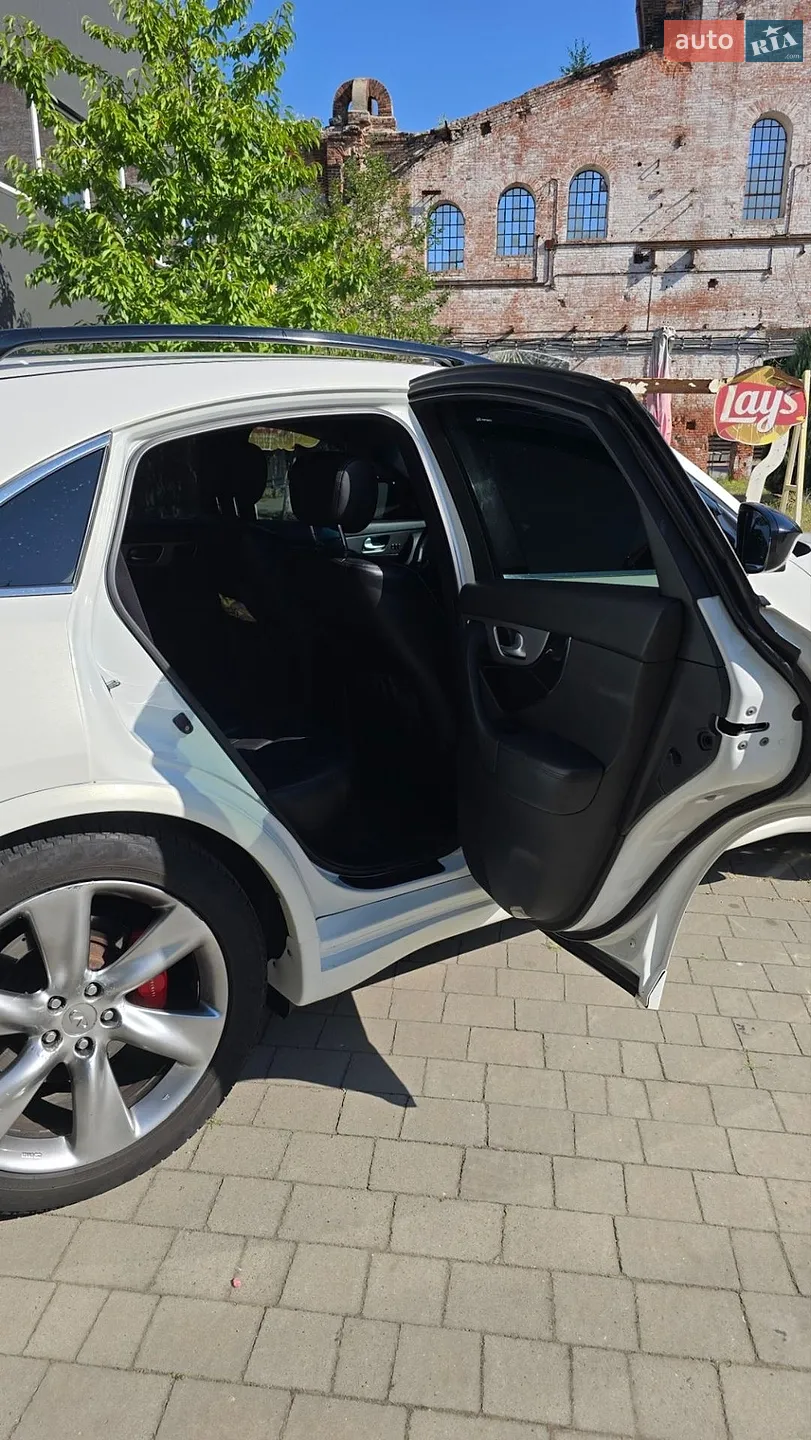 2013 Infiniti QX70 - мініатюра 9