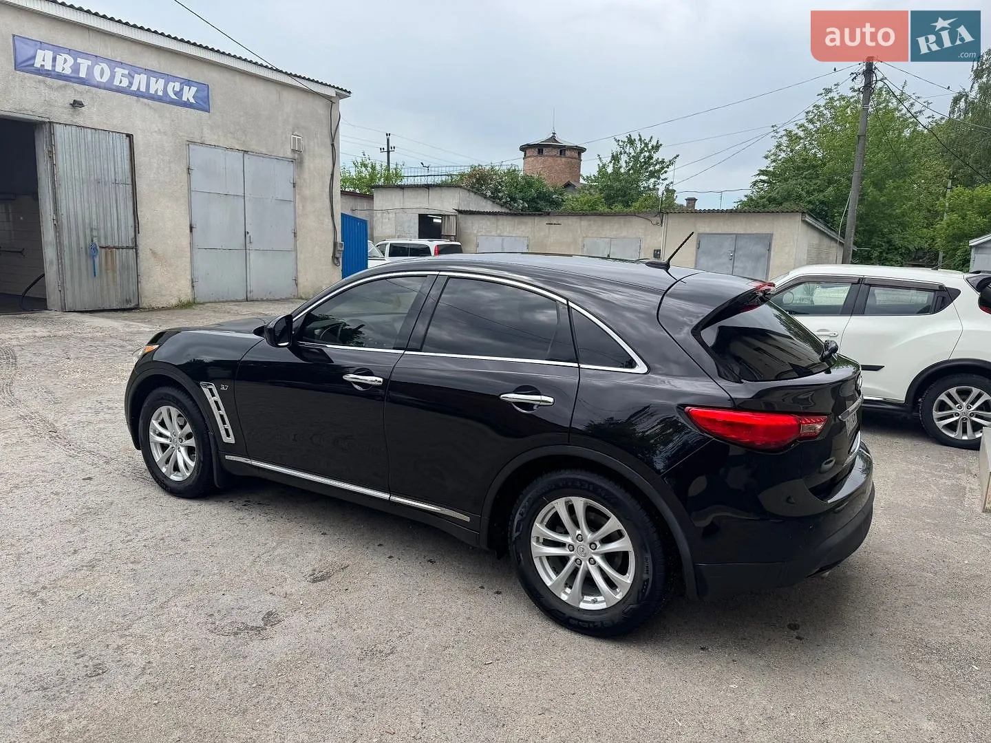 2013 Infiniti QX70 - мініатюра 6