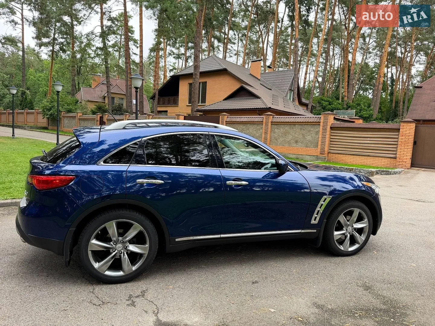 2016 Infiniti QX70 - мініатюра 6