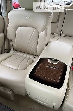 Внедорожник / Кроссовер Infiniti QX80 2014 в Львове