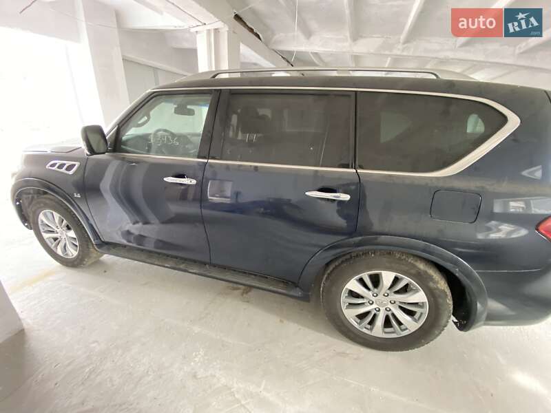 Infiniti QX80 2016